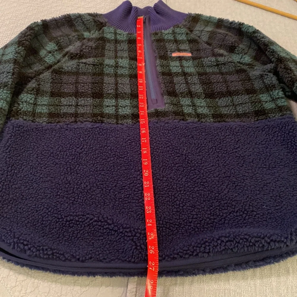 Vineyard Vines Black Watch Fleece 1/4 Zip - Picture 8 of 8